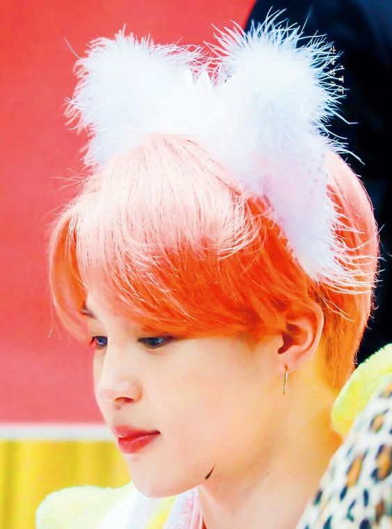 Av_ky101's tweet photo. 190427 Soundwave Fansing
Pink #Jimin Simseok Hall #BoyWithLuv https://t.co/I9htfrqv6F