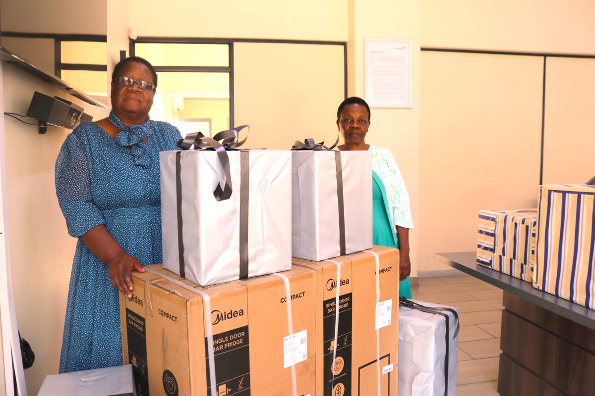WorldVisionZim's tweet photo. Today, we celebrated Matilda Mguni and Khethiwe Ncube as they retire after 35 and 27 years of dedicated service to World Vision respectively.

Thank you for your commitment and faithful service. We wish you both joy and every blessing in retirement. ❤️🙏🏾 https://t.co/bhfpVIdcgD