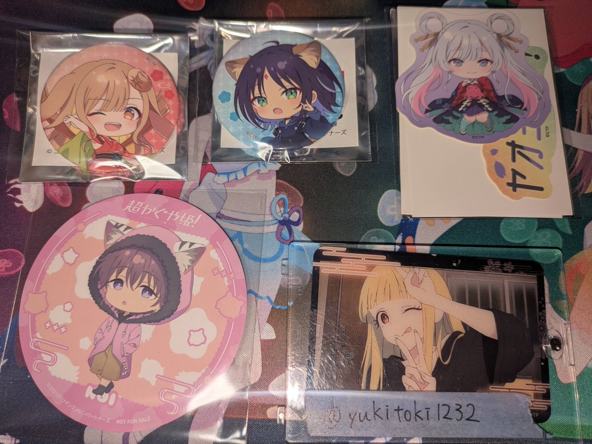 yukitoki1232's tweet photo. 【交換募集】
超かぐや姫！ アニメイトカフェ アニカフェ

缶バッジ
譲)vrかぐや、vr彩葉
求)現実かぐや、現実彩葉

コースター
譲)現実乃依
求)現実かぐや

ステッカー
譲)ヤチヨ
求)現実彩葉

都内手渡しまたは郵送での交換を希望です。検索からもお気軽にお声がけください。 https://t.co/L2vYKgj2kH