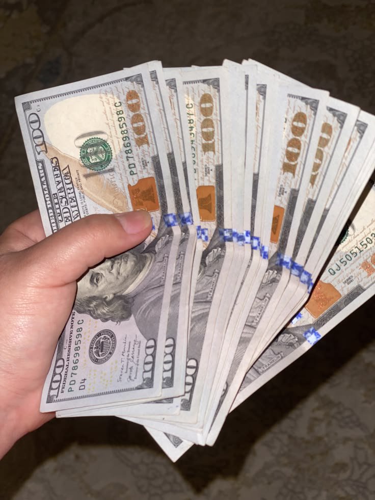 Moneyaligns's tweet photo. I need more of this in my bank account https://t.co/ZePnsn4ABR