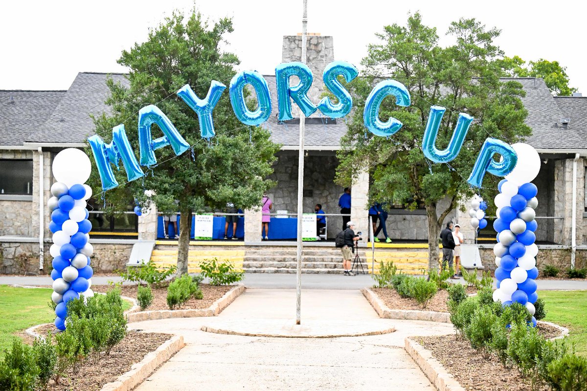 CityofAtlanta's tweet photo. Yesterday, the 2026 Mayor’s Cup Golf Tournament brought Atlanta together for a bigger purpose: supporting the Mayor’s Youth Scholarship Program. More than 150 scholars are attending 50 universities, with more than $500K awarded this semester. https://t.co/JH2wNJyKvr