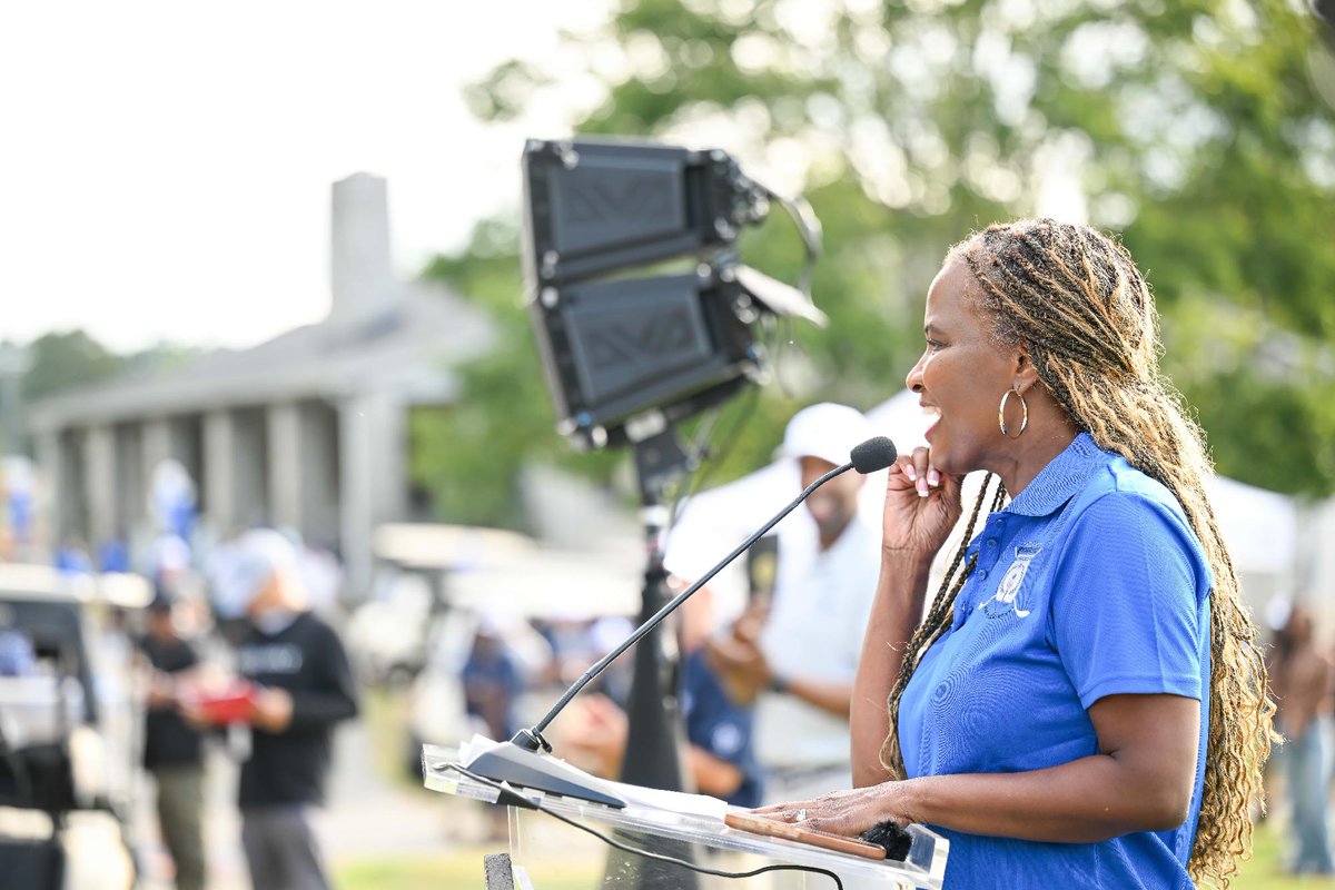 CityofAtlanta's tweet photo. Yesterday, the 2026 Mayor’s Cup Golf Tournament brought Atlanta together for a bigger purpose: supporting the Mayor’s Youth Scholarship Program. More than 150 scholars are attending 50 universities, with more than $500K awarded this semester. https://t.co/JH2wNJyKvr
