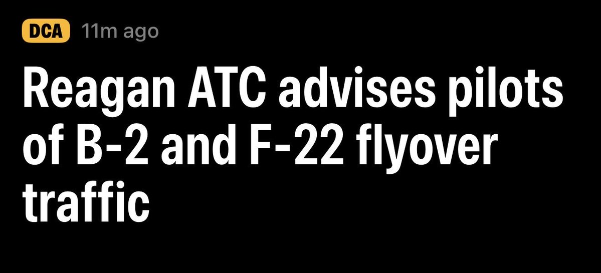 ConradsonJordan's tweet photo. Trumps gonna buzz Xi with B-2a and F-22s momentarily 😝 https://t.co/X4ZxYs8xF0