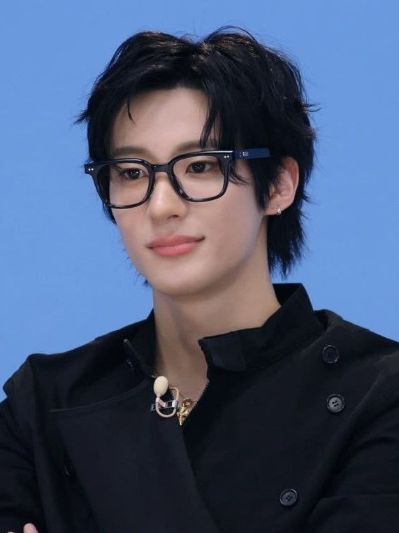 newbie_nrs's tweet photo. น่ารั้กงะ t-t แอนตันเจอคลังเสียงที่ตัวเองเคยทำไว้ละส่งมาให้ฟัง นางบอกว่าเสียงคุ้นมาก พยายามนึกอยู่ว่าเสียงอะไร แล้วจู่ ๆ ก็นึกออกว่าเหมือนเสียงริงโทนจาก cyberpunk แล้วก็ตบท้าย 555 ซอรี่ ชั้นดูเนิร์ดไปไหมเนี่ย ก็เนิร์ดอ่า เอ็งยอมรับเถอะ คนที่เขียนถึงไดโนเสาร์ได้เป็นหน้า โคตรเนิร์ด https://t.co/woTow55eFr