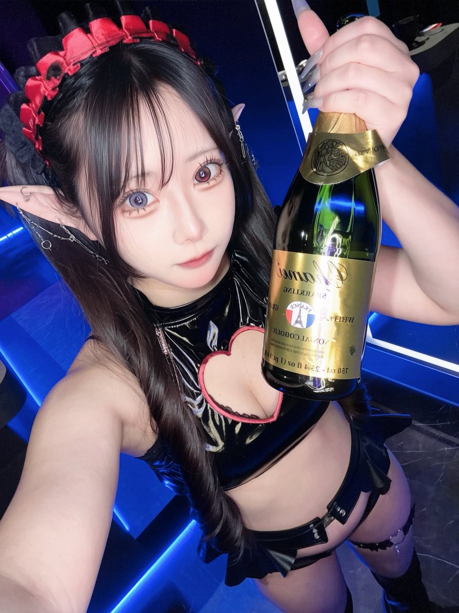 yoru_wisp's tweet photo. 退散！昨日ぶりのぽんダーリンありがとう^> ̫ <^♡ https://t.co/SUGrIh1SR4