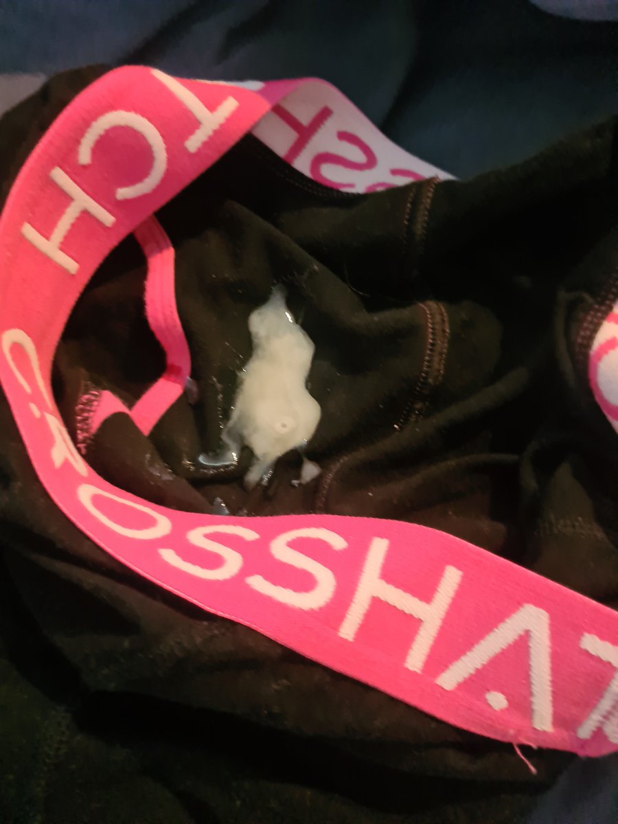 BulgeChav's tweet photo. Worn, loaded, ready to send 👍
Whats next pervs? 😜😜
#wornunderwear #chavunderwear #dirtyunderwear #cumpants #chavspunk #alphadna https://t.co/fdyuNQgXxa