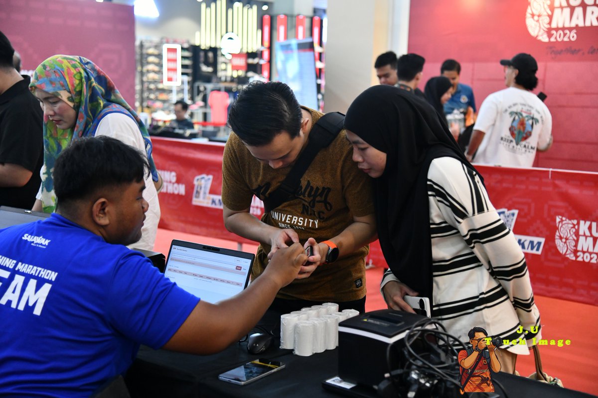 MarathonKuching's tweet photo. KM2026 Race Pack Collection happening at Plaza Merdeka Shopping Centre 23-26 September 10am-8pm. https://t.co/267bfJMiqJ