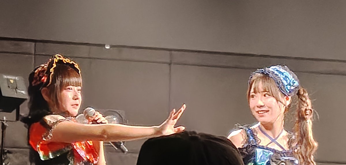 fuuuao_'s tweet photo. 🧡うるるん卒業公演💙
卒業おめでとうだよ🫶🏻︎💕︎︎😭

#ゼロキョリハーツ
#えいるん静かにして
#ﾅﾉﾁｬｰ https://t.co/61p5T27lCC