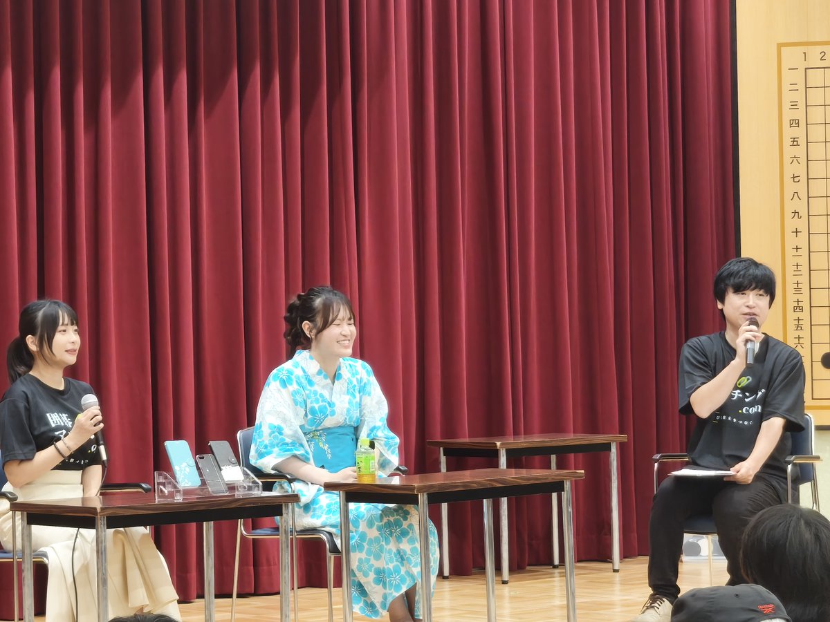 IGO_matchingcom's tweet photo. 15分間のトークイベントをほぼアドリブで完璧に進行させていく囲碁カンパニーチャンネルの宇佐美さん（@sakinohaka0520）。
ご協力いただきありがとうございました！ https://t.co/OmHHIuhM1W