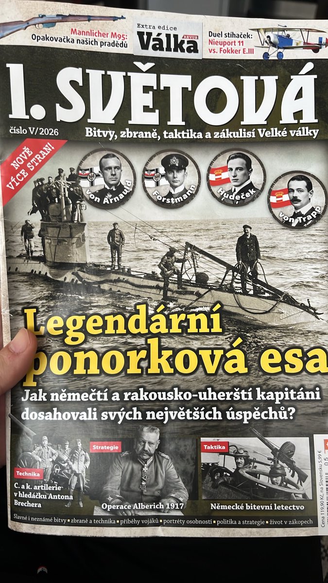 petedunhamwh's tweet photo. @berkayildrm1 Dün Slovakyadaydım. Merakımdan aldım ne yazıyor acaba diye. Derginin içeriği full Turci. Slovaklar 1. ww’da  mezopotamyada Türkler tarafından ağır saldırılara uğramış da ingilizler gelip kurtarmış falan filan. Adama sorarlar senin orada ne işin var diye. https://t.co/P3kgG8XBYj