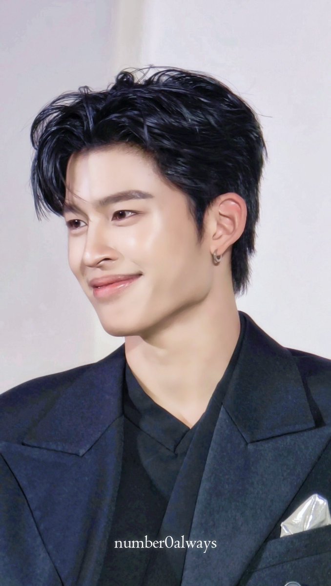 number0always's tweet photo. ความหล่ออณูละเอียดนี้ ต้องยกให้ท่านปอนด์จริงๆ คับบ

HER HYNESS WITH POND

#HerHynessxPond
#HerHynessNo1Mask
#ppnaravit https://t.co/GZWUXPSsGA