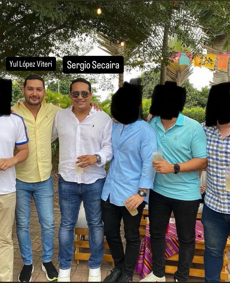 Danielsalcan_'s tweet photo. Presidente, pero si el de la foto es Sergio Secaira, entonces su viceministro de deportes y el hijo de su candidata para la alcaldía de Guayaquil, Cynthia Viteri, deben estar muy preocupados ¿por qué adivine de quién es amigo íntimo ese tipo? https://t.co/xUXQ9GQURo