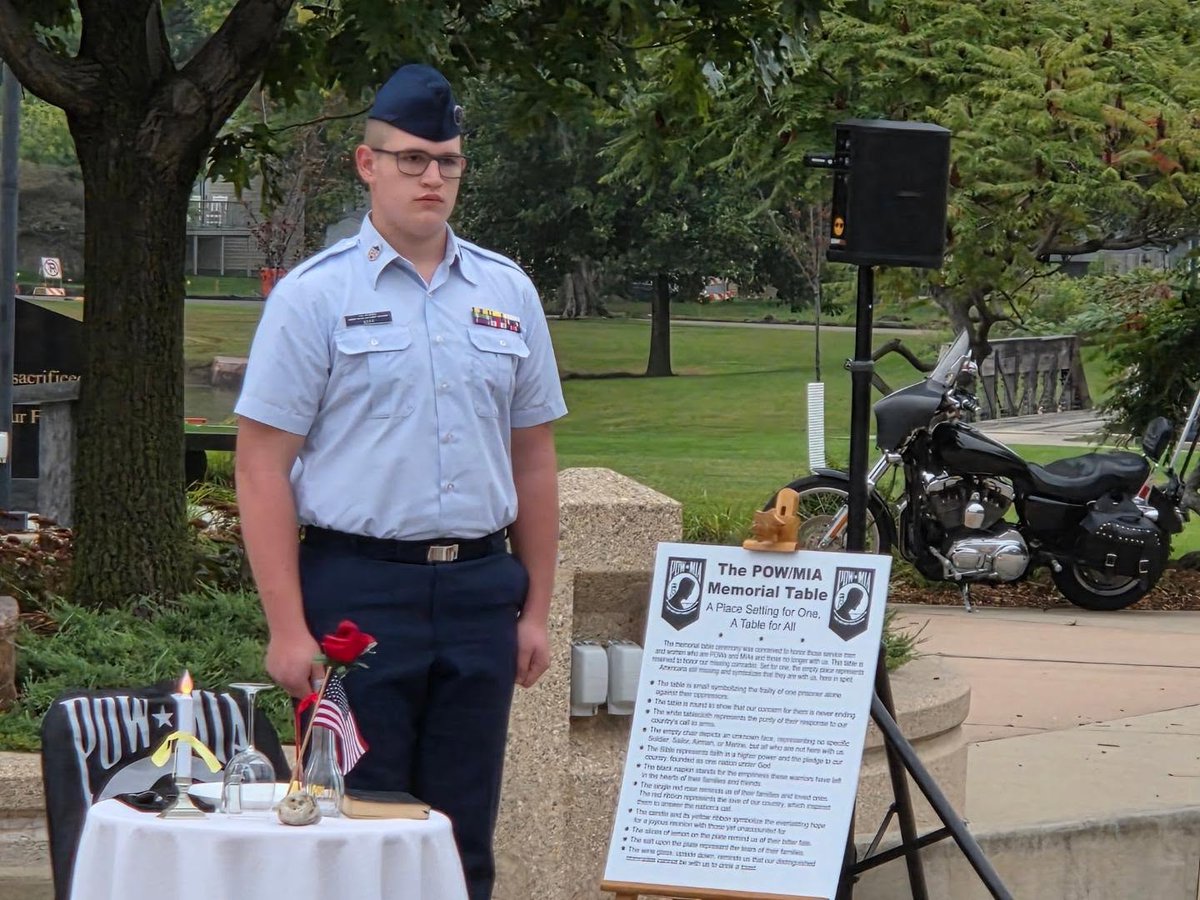 SDWingCAP's tweet photo. SD Wing's Lincoln County Squadron participated in National POW/MIA Recognition Day, a U.S. observance honoring the prisoners of war who endured captivity and remembering those who remain missing in action from conflicts throughout our nation’s history.

#CivilAirPatrol https://t.co/6940dDoSwo