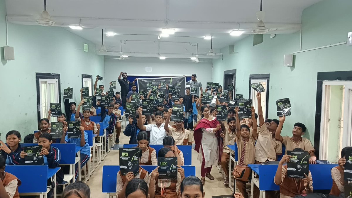 aafa_odisha's tweet photo. ALLUARJUN FANS ASSOCIATION BERHAMPUR ODISHA🖤

EVENT-2

 HPV AWARNESS PROGRAM COMPLETE SUCESSFULL✅

@alluarjun
@imsarathchandra
@ArjunKumar_AAA
@AAFAOnline

 #AAFASupportsHPVDrive
#HPVVaccine
#CervicalCancerAwareness
#SwasthNariViksitBharat https://t.co/DX9c7UtVjo