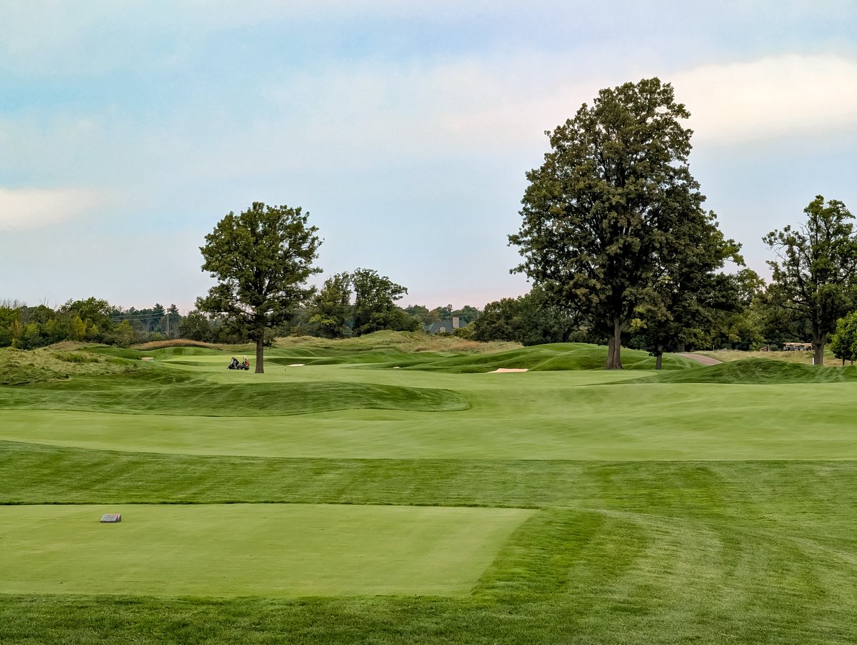 franksgolfing's tweet photo. Played @PipersHeath last week. I quite like it and what Graham Cooke created, but $100 + taxes to play at 4:00 pm walking with sunset at 7:20 is crazy. $125+ for a regional course reg rate is steep. The cost of golf in the Greater Toronto Area is just insane 🤯 #supplydemandedout https://t.co/F6Ki0vUEmB