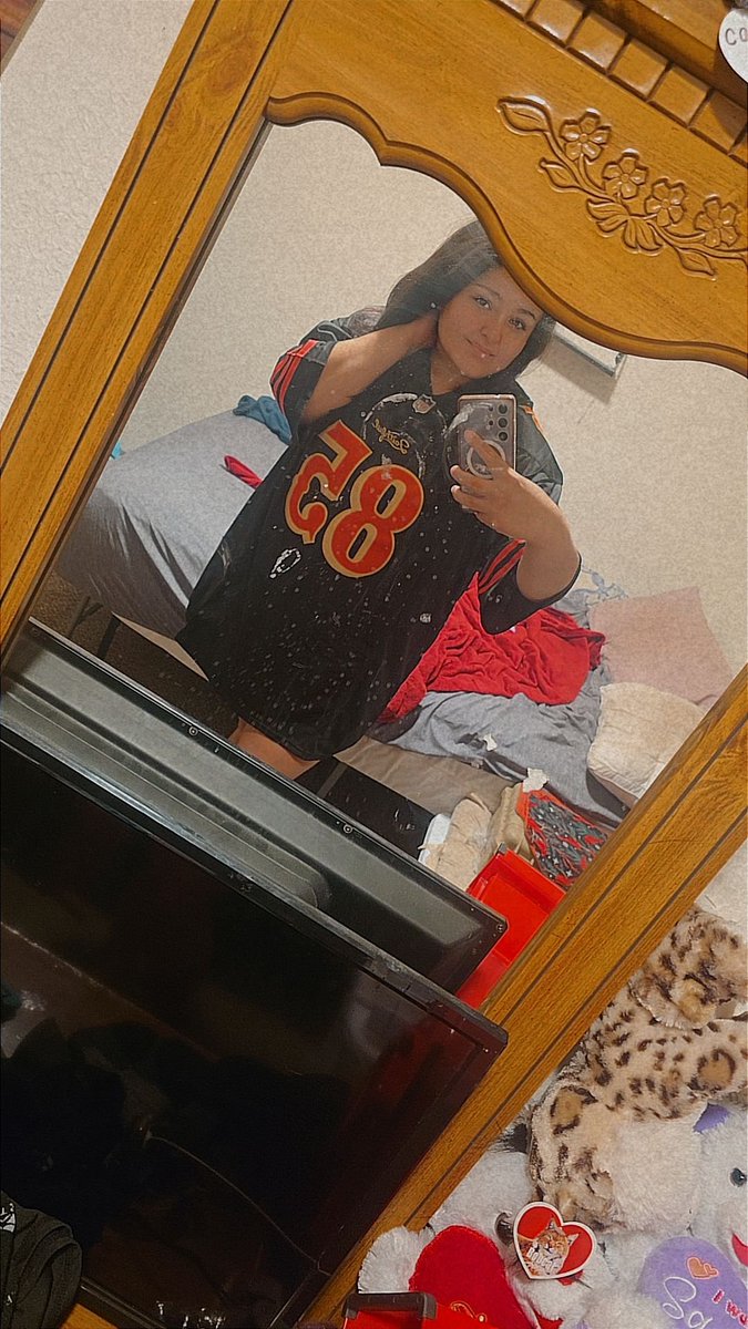 fun_hubby83's tweet photo. I need a scale of 1 to 10 10 being the highest and one being the lowest would you fuck my girl this is her https://t.co/7Iepyq9cVr