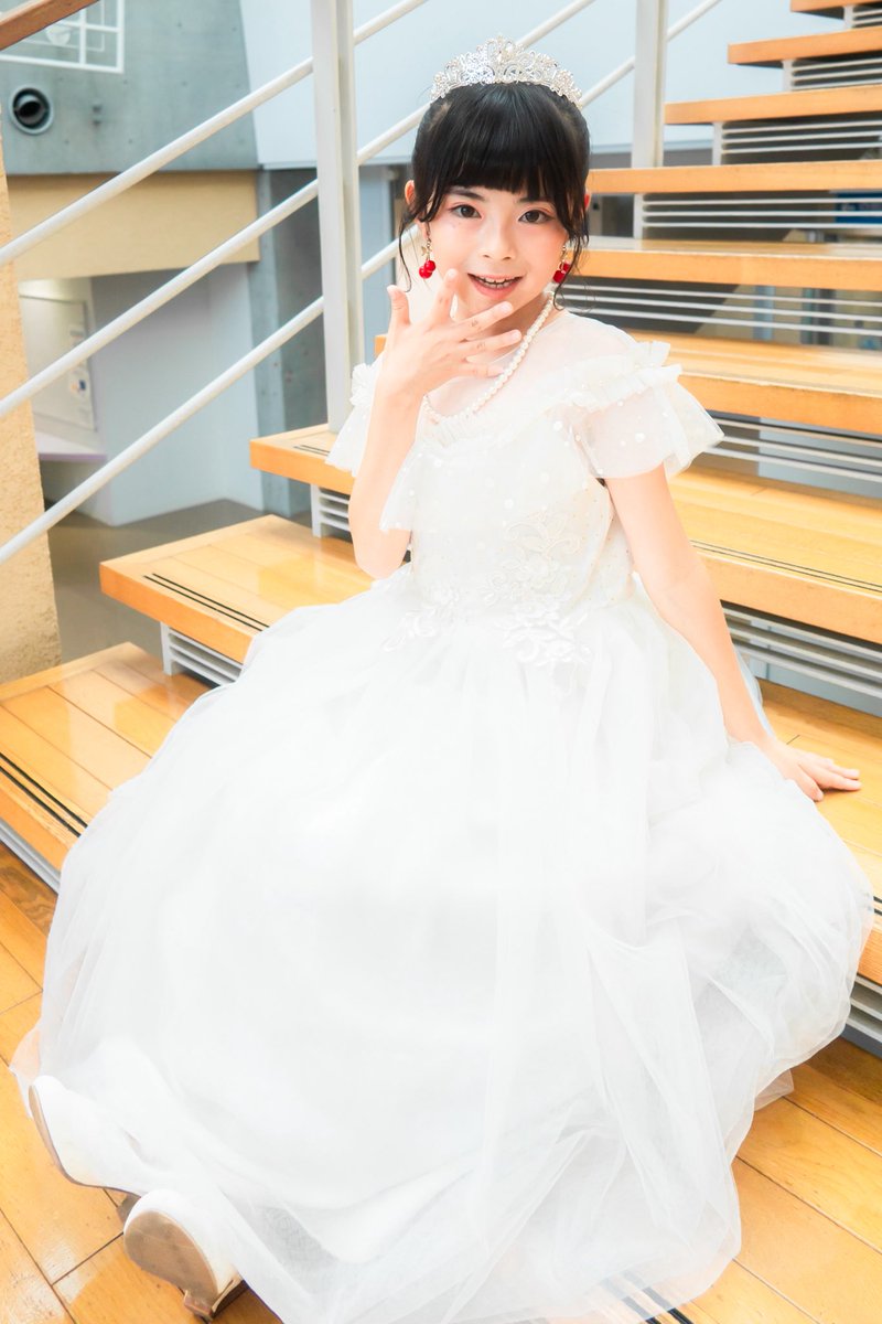 nanalove_2016's tweet photo. 2026.09.05
第3回 東北キッズコレクション＠夢メッセみやぎ西館ホール
物販撮影①

#るったん（小2）
@rumika_PoM

仙台でも会えたるったん❤️❤️❤️
イメモのドレスで📸✨

#PEACEofMELODY
@peace_ofmelody
#HAPIPAPY
@hapipapy
#東北キッズコレクション
#topmodelschool https://t.co/rDdMghtEvD