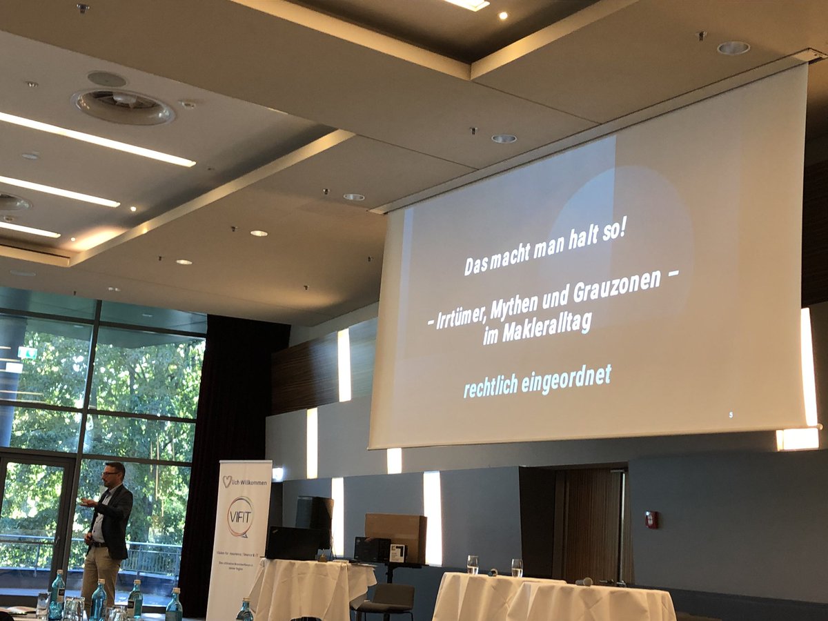 AjpmNews's tweet photo. Jetzt im @Radisson #Blu #Frankfurt: #VIVIT (Vision for Insurance, Finance & IT) Vortrag zu Irrtümern, Mythen und Grauzonen im #Maklerauftrag. Rechtlich eingeordnet von Rechtsanwalt David Bastianer aus #Dresden. https://t.co/5TKXD2yp5e
