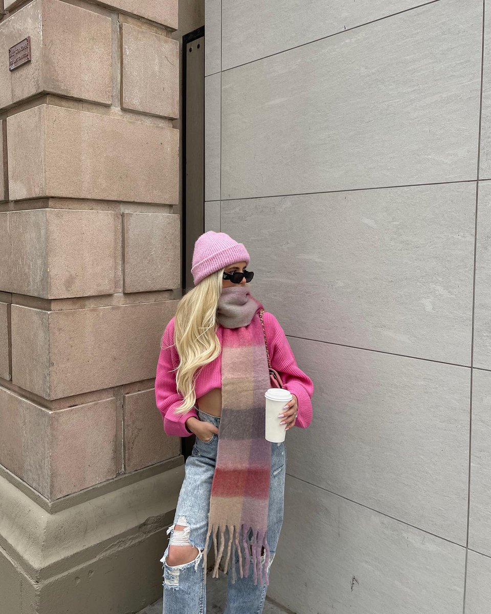 danimalesbow's tweet photo. Hello, lovely soul 💫 Always keep in mind that every small step matters, and you’re doing amazing. 🦋
pGDhJb https://t.co/5zh7UoNNbg
