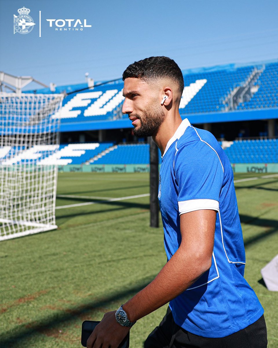 fpdeportivistas's tweet photo. Parón obrigatorio para 3 dos nosos xogadores da primeira plantilla. En menos dunha semana 3 baixas entre a media e a dianteira do @RCDeportivo 

Enviamoslle todo o noso ánimo e o de todo o Deportivismo para que teñan máis Forza na súa recuperación e podan volver para axudar ó resto dos compañeros!!👏🏻🏋🏻‍♂️

Forza Zakka, Auba e Casadó🙌🏻 estamos con vós!! 💪🏻💙