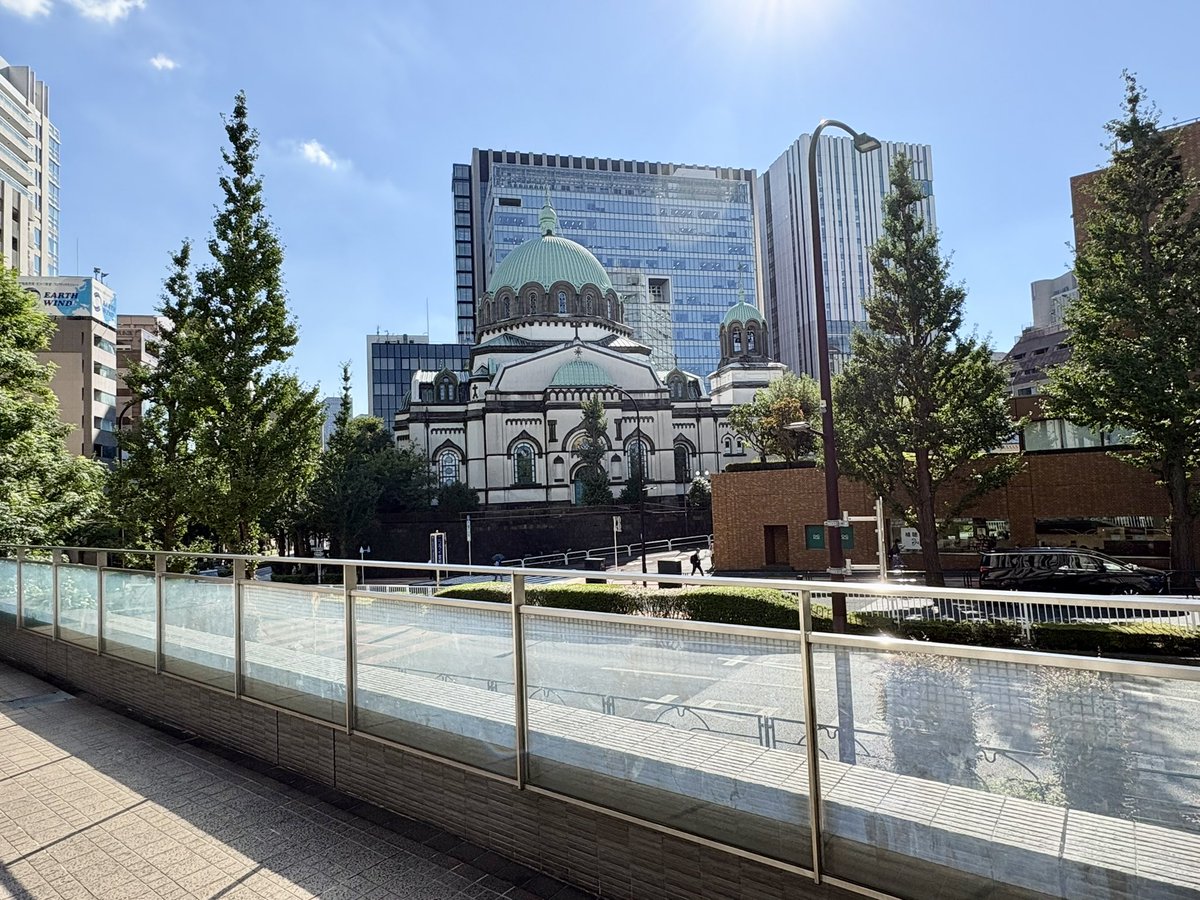 kao_eo's tweet photo. 晴れて気持ちよかったので
昼休みに御茶ノ水散歩 https://t.co/OYZdYccTQB