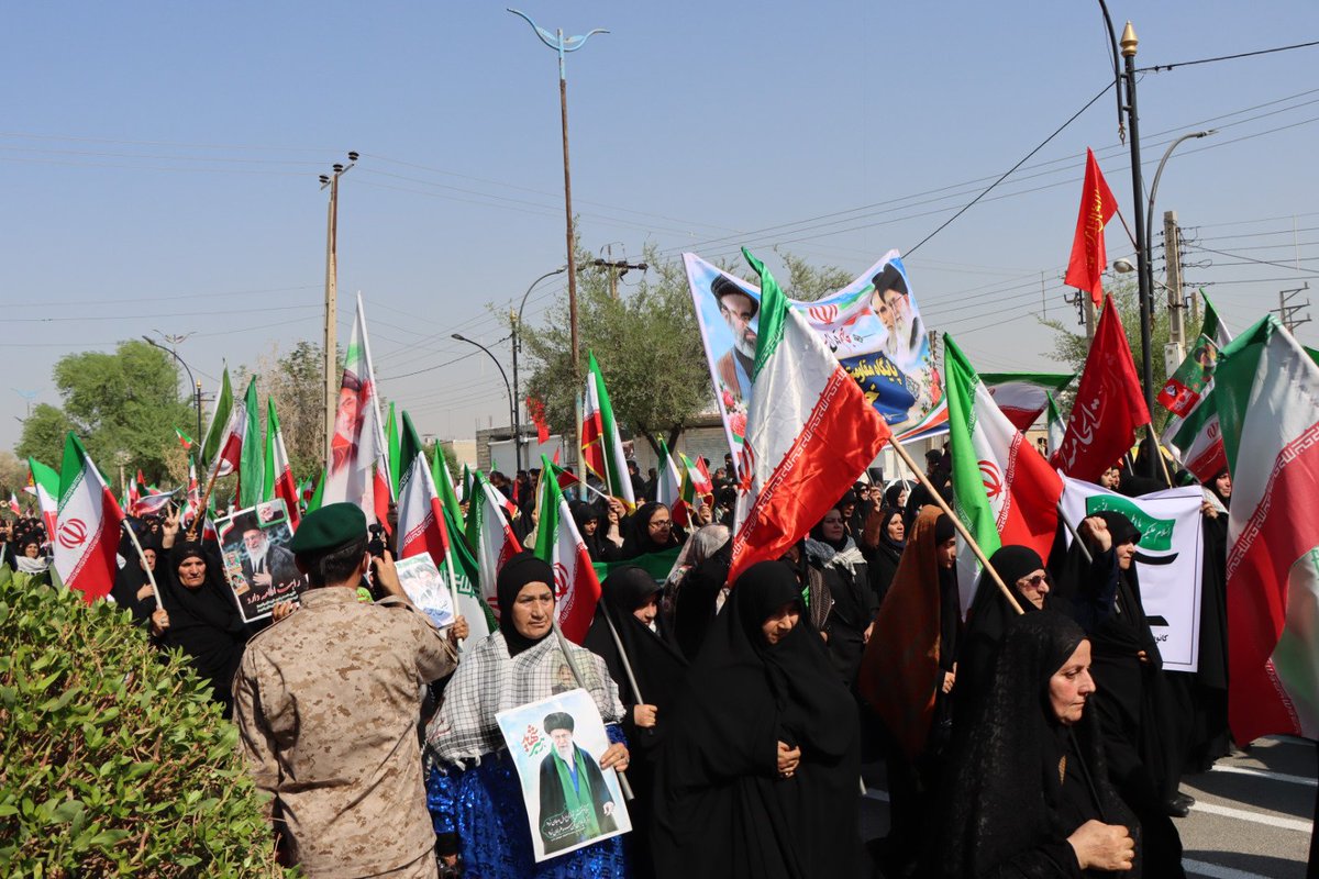 neda_mim0's tweet photo. امروز هر گوشه رو که نگاه می‌کردی، یه تصویر تازه برای ثبت کردن پیدا می‌شد.

#جانفدایان_خوزستان 
#جانفدایان_رامهرمز https://t.co/FsjCEO4Eh0