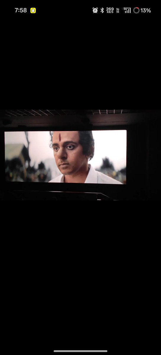 Rahul__45_'s tweet photo. @craviteja135 Repu oka ticket book CHESI vedni theatre lo dengandra https://t.co/W7RYWDIzxa