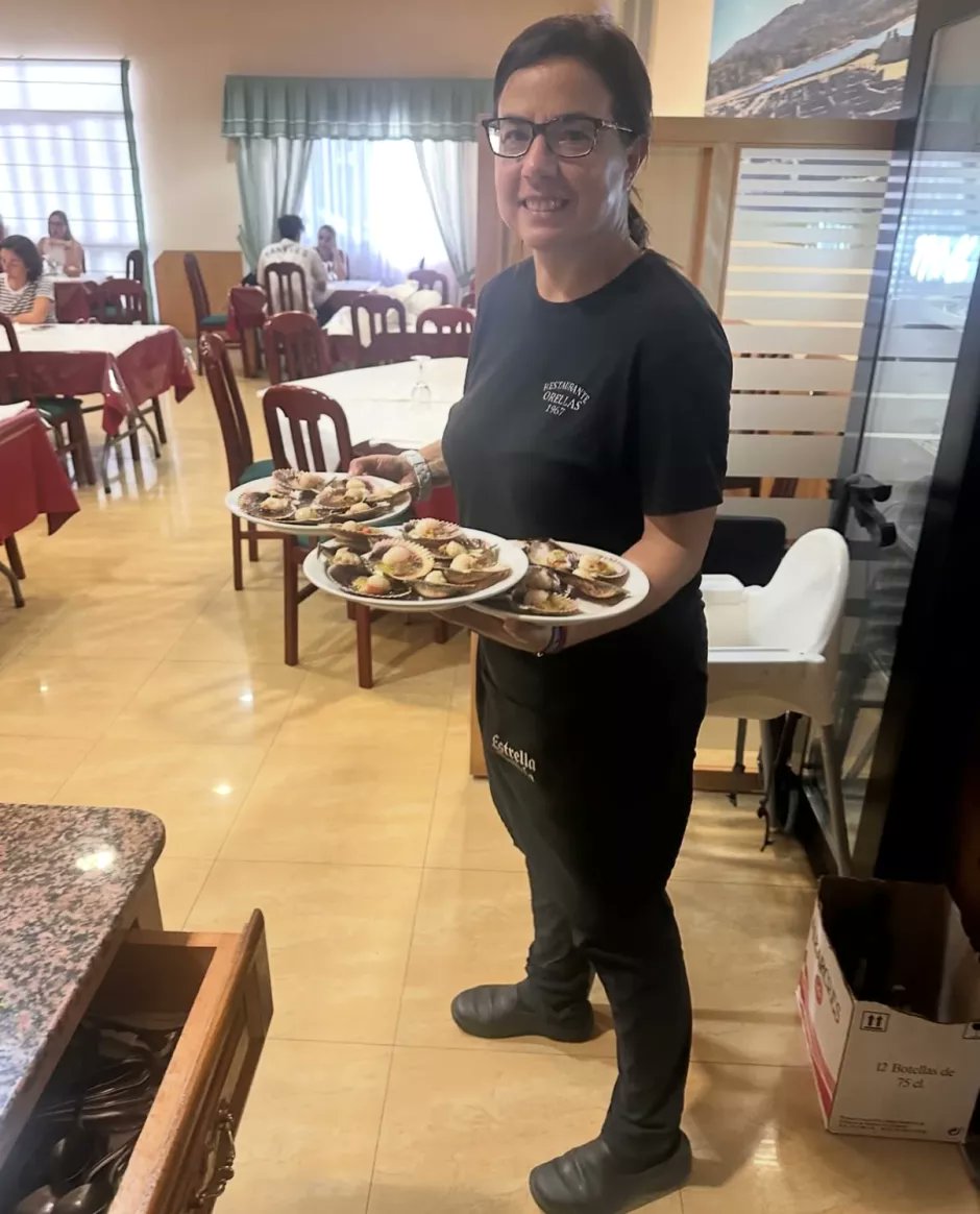 GermanGorraiz's tweet photo. ¿Si es inhabilitada, la Vázquez deberá trabajar de camarera en el restaurante familiar? https://t.co/8CDF01XreD