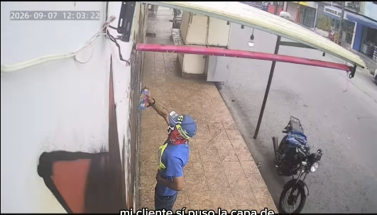 ShaoranVT's tweet photo. @DominiodePrismo Ya fueron 3 veces, pero encontraron al angelito y un vecino ya le explicó por que está mal https://t.co/xYrjxXCOQw