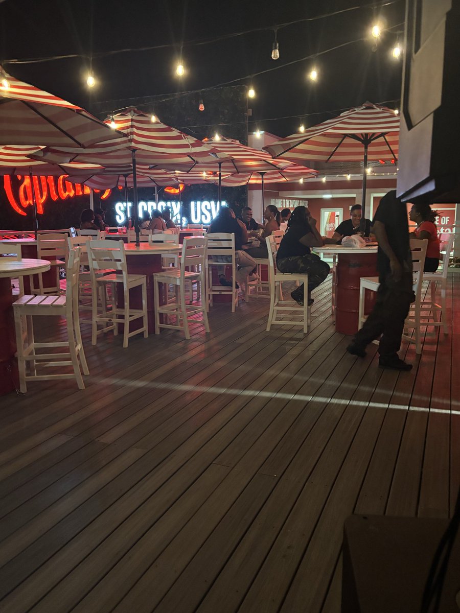 Royalturnitup's tweet photo. Dj Royal Shell Down Saturdays!
#Food #Music #Vibez #Atmosphere https://t.co/vNfZ3URnyb