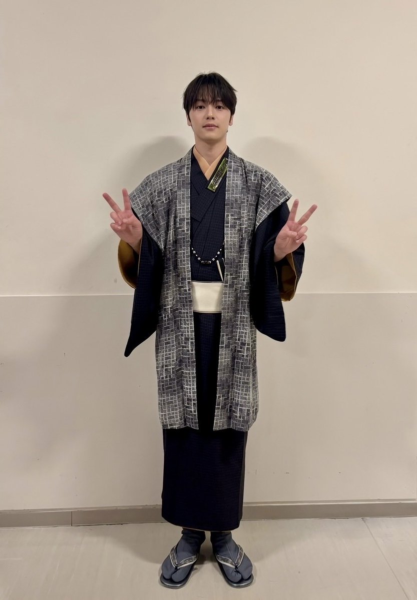 LOVEONE_staff's tweet photo. ／

『Your Sky ハレのち恋 ムーンライトフィナーレ』🌕💕︎︎
ありがとうございました！

＼

#福田歩汰 さん #谷口太一 さんと
出演させていただきました🌌

明日25:30～ついに最終回‼️
皆さまぜひご覧ください👀🫶🏻

@yourskyhare_mx #ユアスカ
@DXTEEN #DXTEEN
#ONELOVEONEHEART
#ラブワン #相原一心 
@ISSHIN_STARDUST