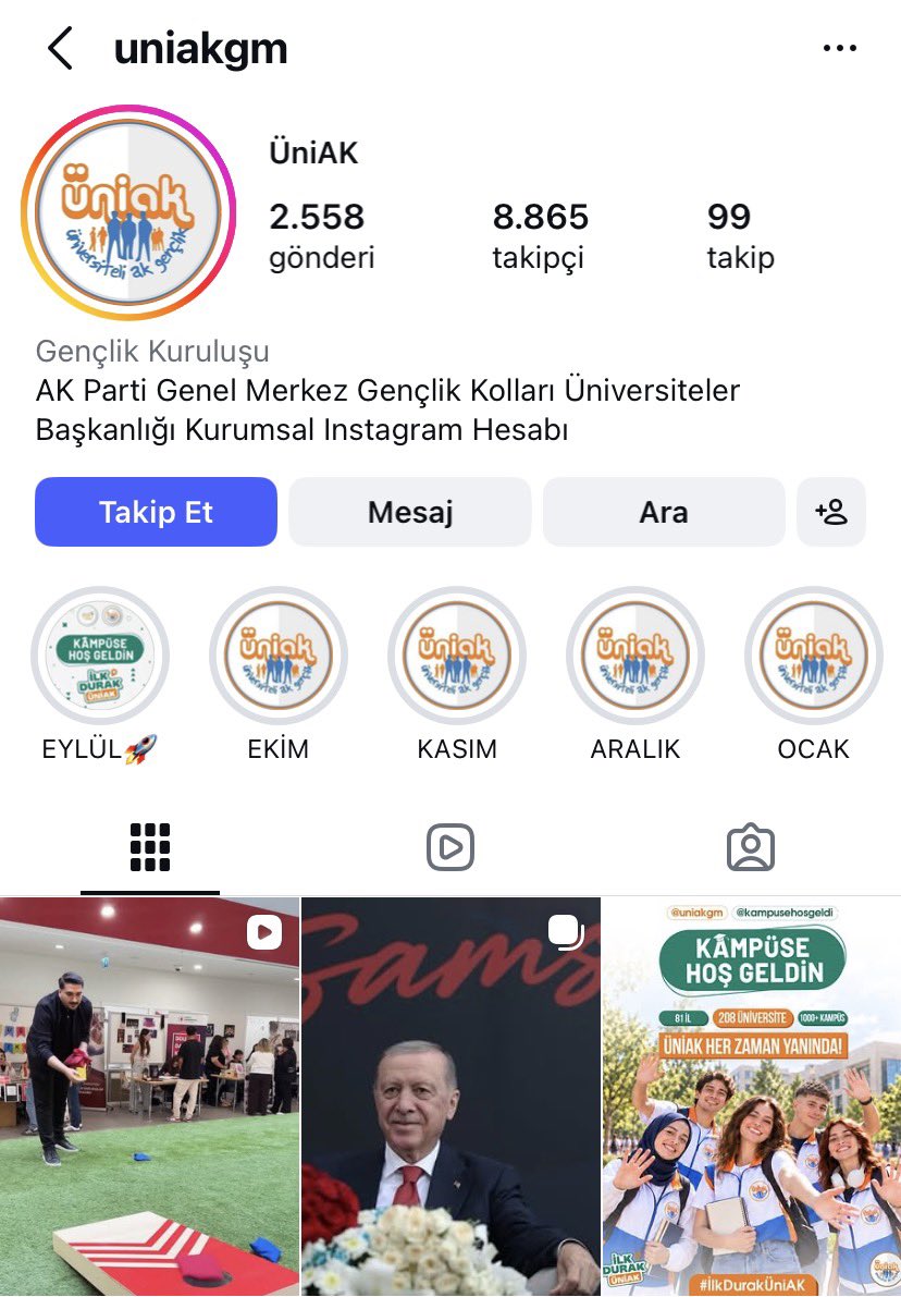 dayanismaylaaa's tweet photo. Salı günü Ege Üniversitesinde stand açan birçok arkadaşımız kendi okullarında işkenceyle gözaltına alındı. Akp'nin gençlik oluşumu olan Ak Gençlik ise üniversitelerde faaliyetlerini özgürce sürdürüyor!

Üniversiteleri kendi arka bahçenize çevirmenize geçit vermeyeceğiz! https://t.co/TNyvuSBouJ