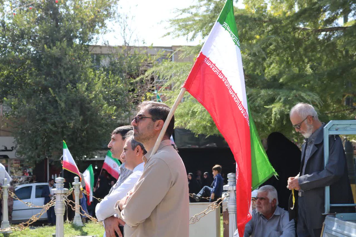 SM3021's tweet photo. جان‌فدایی، یعنی فراتر رفتن از خود برای رسیدن به اوجِ شکوه. 
#جانفدایان_فارس
#جانفدایان_اقلید https://t.co/s8MpL8vrxq