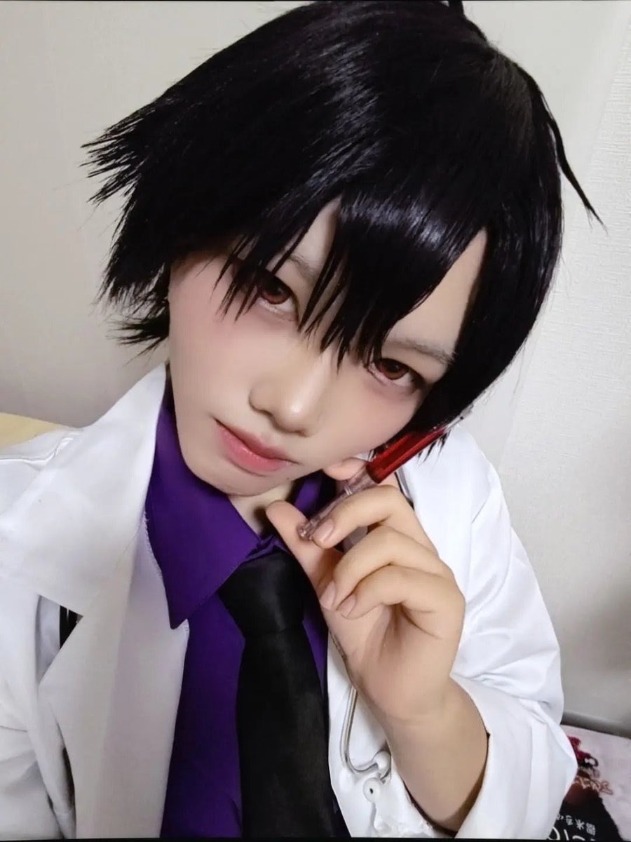 meyu_0141's tweet photo. 初出したかはし先生。ウィッグが許せないやり直すしかないか… https://t.co/j2FOECKMqy