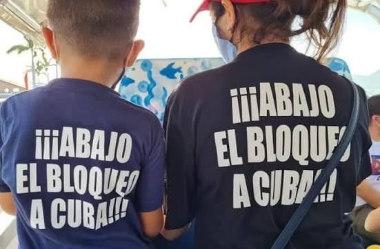CarlosRMoranG's tweet photo. Mientras el gobierno de EEUU apela a la mentira para justificar su política genocida, no son pocas las voces que han exigido en @ONU_es el fin del bloqueo que castiga a las familias cubanas.
#CubaNoEsUnaAmenaza, el bloqueo sí, y la comunidad internacional lo sabe.
#TumbaElBloqueo https://t.co/l16wFGiNBV