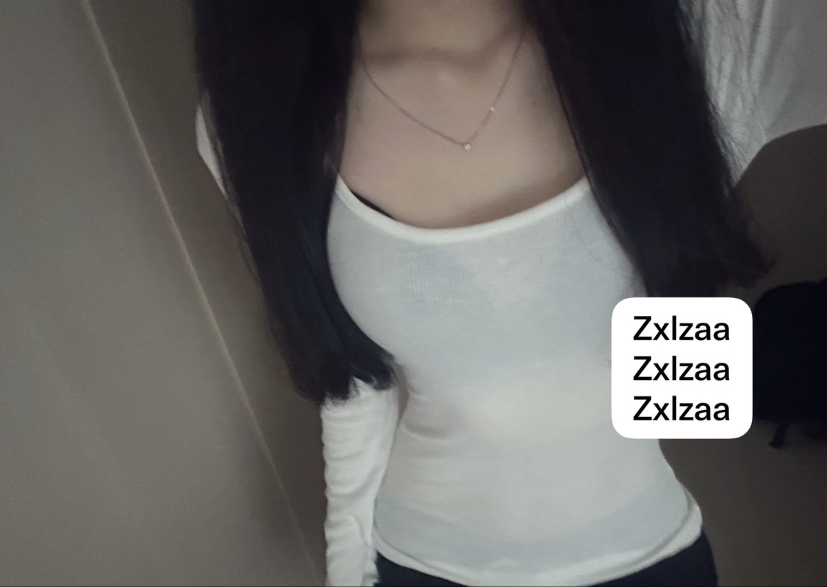 zxlzaa's tweet photo. 우리집에널데려갓을때내방이조금더웟으면해 https://t.co/oQBqi75kGb