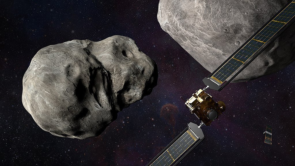 tsuka_ken's tweet photo. 【宇宙】4年前の今日、2022年9月26日、アメリカの探査機DARTが小惑星ディディモスの衛星ディモルフォスへ意図的に衝突しました。これは地球に衝突する可能性がある小惑星の軌道を変更させる実験で、結果、ディモルフォスの公転周期は32分間も短くなりました。
Credit: NASA/JHUAPL/Steve Gribben https://t.co/1BVH5cm1mB
