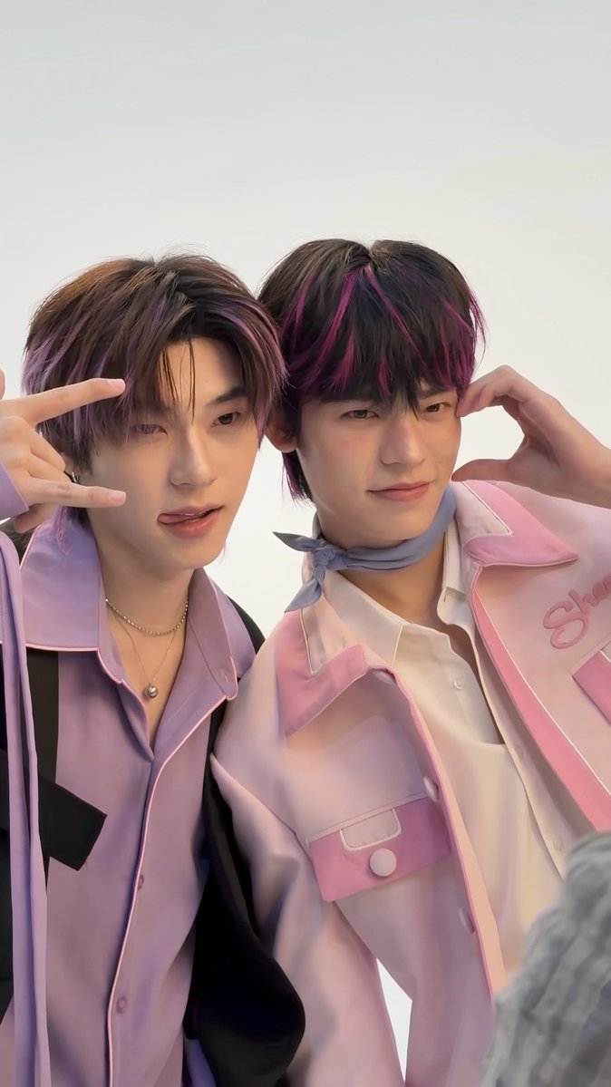 lover2tee's tweet photo. ♡                                   ♡           .
              ⊹
　  .           ｡ﾟﾟ･｡･ﾟﾟ｡
                 ﾟ｡💜🩷 ｡ﾟ          ⊹            
           .          ﾟ･｡･ﾟ 
⊹   　　             　 　   ♡             ⊹ 　　  　
    　　  ♡             ⊹

SHEEP KUROMEKELODY JIEJIEPIPPIP 
 #SHEEPxTeeTeePor