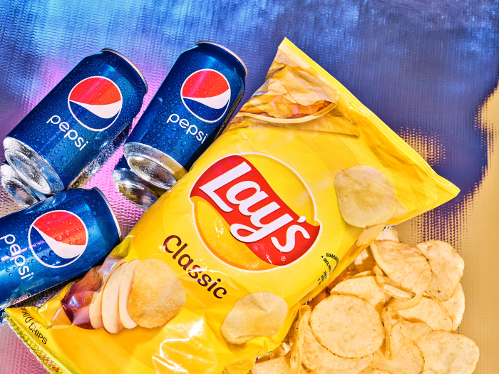 NewsWire_US's tweet photo. PEPSICO RAISING CHIP AND SODA PRICES https://t.co/TdX5JcQpSp