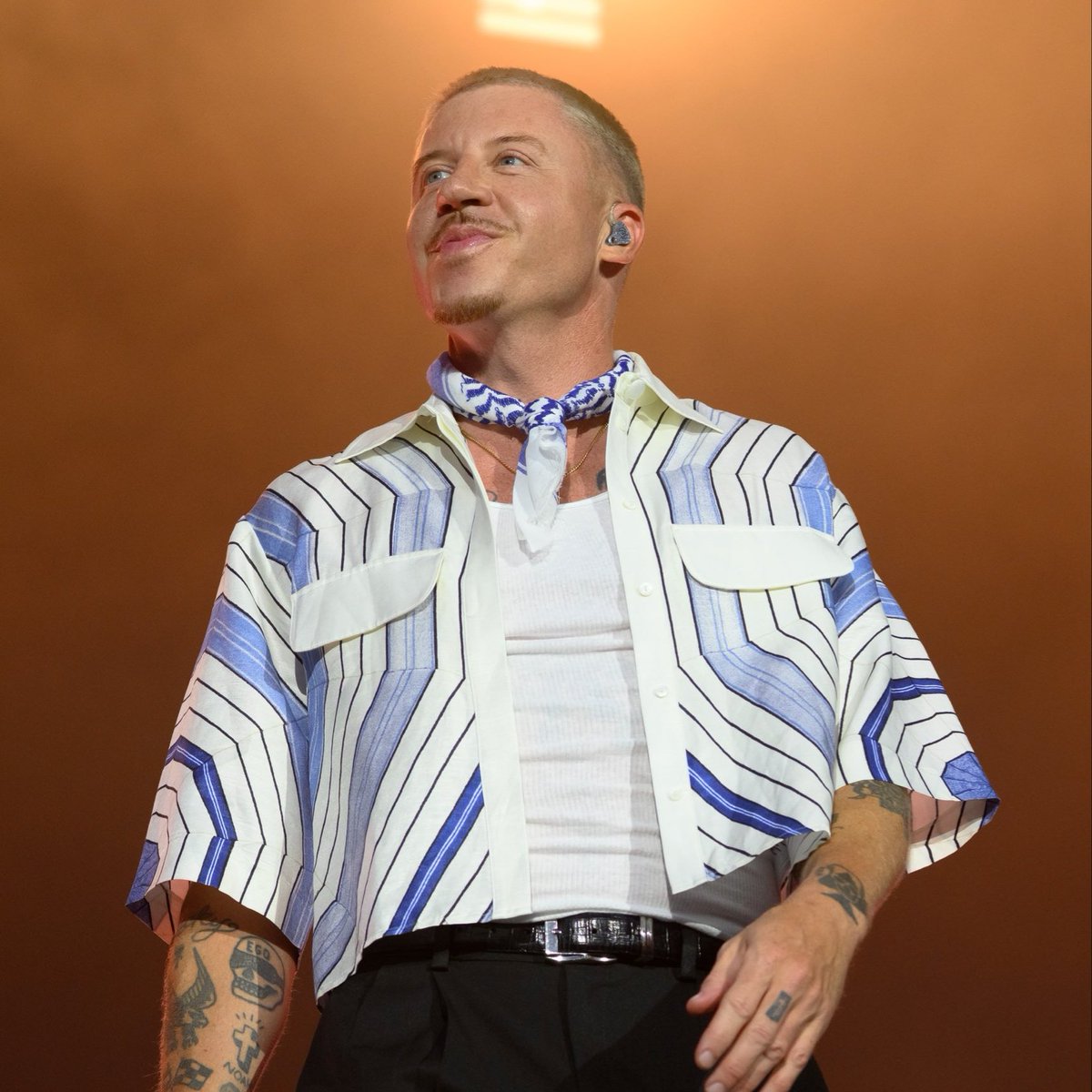 medya3tr's tweet photo. 🔴 Rapçi Macklemore, birkaç sanatçıyla beraber 'Free Palestine' adlı bir turne düzenleyeceğini duyurdu.

— Turneden elde edilecek gelirin tamamı, Filistin’e gidecek. https://t.co/LLSHgYalqe