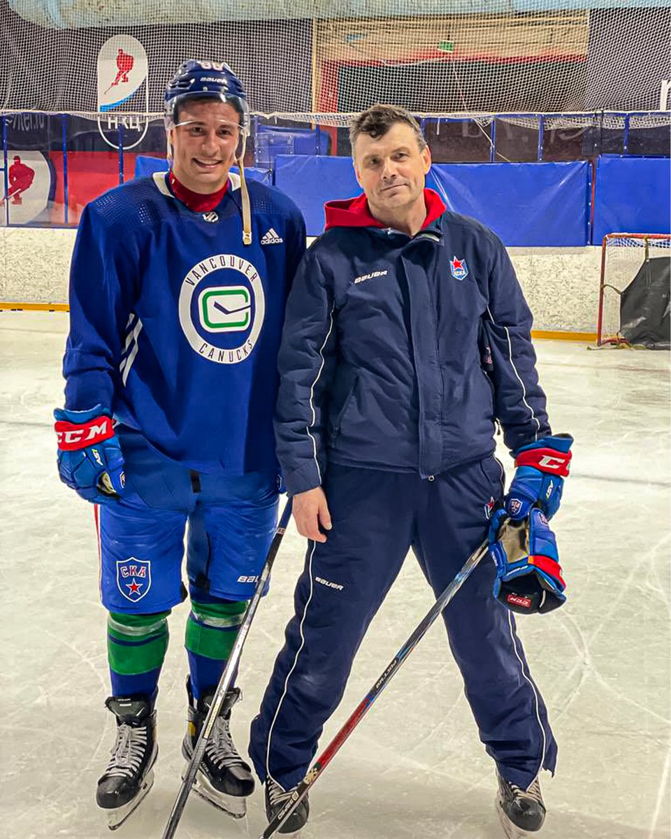 GinoHard_'s tweet photo. Andrei Kuzmenko’s father, Alexander, has tragically passed away at 62 after a bear attack while fishing in Russia 💔

Kuzmenko is taking a leave of absence from the Penguins to be with his family in Moscow.

Our thoughts are with the Kuzmenko family 🕊️ https://t.co/hs3vTj8Zyf