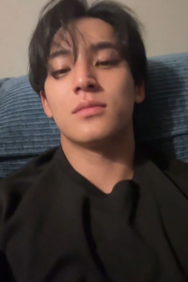 FadedMingyu's tweet photo. Hi, baru pulang. (Ngabarin) https://t.co/RL693u0qad
