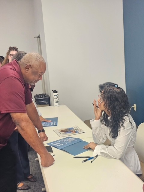 DEDeptofEd's tweet photo. Thank you to Howard H.S. senior Natacha Malave Rivera for sharing her experience in foster care and reading her book, All Families Are Unique, at our recent statewide foster care liaison meeting. Natacha is planning to be a teacher! @nccvtsd https://t.co/djKYVCc1w5