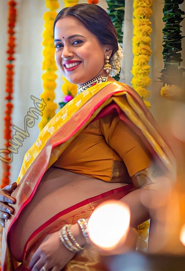 SuryaWillinx's tweet photo. Mom-dei @SuryaWillinx ah appa nu kuptu palagu nu ethuna thadava solren

U-po ma

Mom-o*tha palla kalatiruven potta,na 9 mnths pregnant ah iruken avanala? inime intha da,machi,mama nu kupdatha avara seriya?

Me-ketucha da potta😂, enga appa nu kupdu paapom

U(ella en neram)-APPA😥 https://t.co/stSJASM3WZ