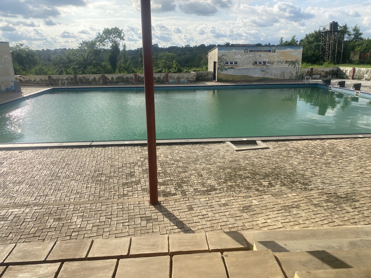 ireoluwamoore's tweet photo. Serenity ❤️
Just 1k to swim here in Ibadan https://t.co/aFAqpb2VDM