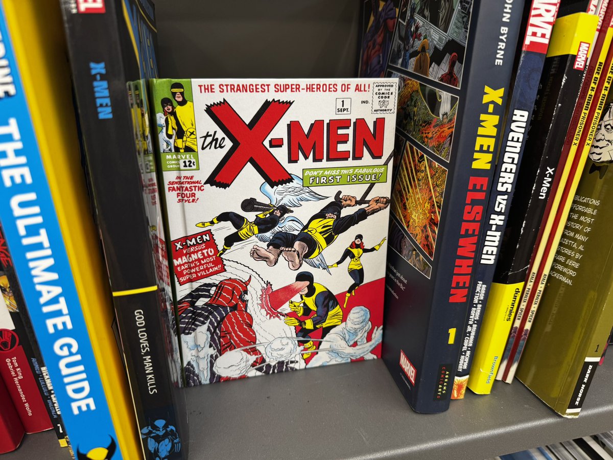 CBCCPodcast's tweet photo. The Taschen $25 compact collections are on the shelves at our local Barnes and Noble. https://t.co/ELeBNLnvdf
