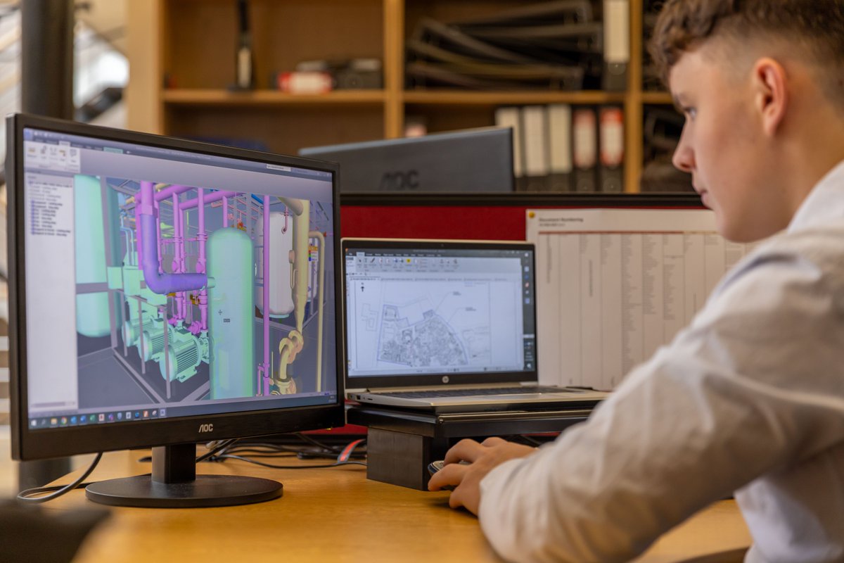 NuCubeEnergy's tweet photo. AI can help optimize reactor design. Our Fuel Moderator and Absorber assembly technology uses AI-aided core-loading optimization to improve fuel utilization, support longer core life, simplify safety requirements, and reduce long-lived waste.

Learn more: https://t.co/slrqx5xbK1