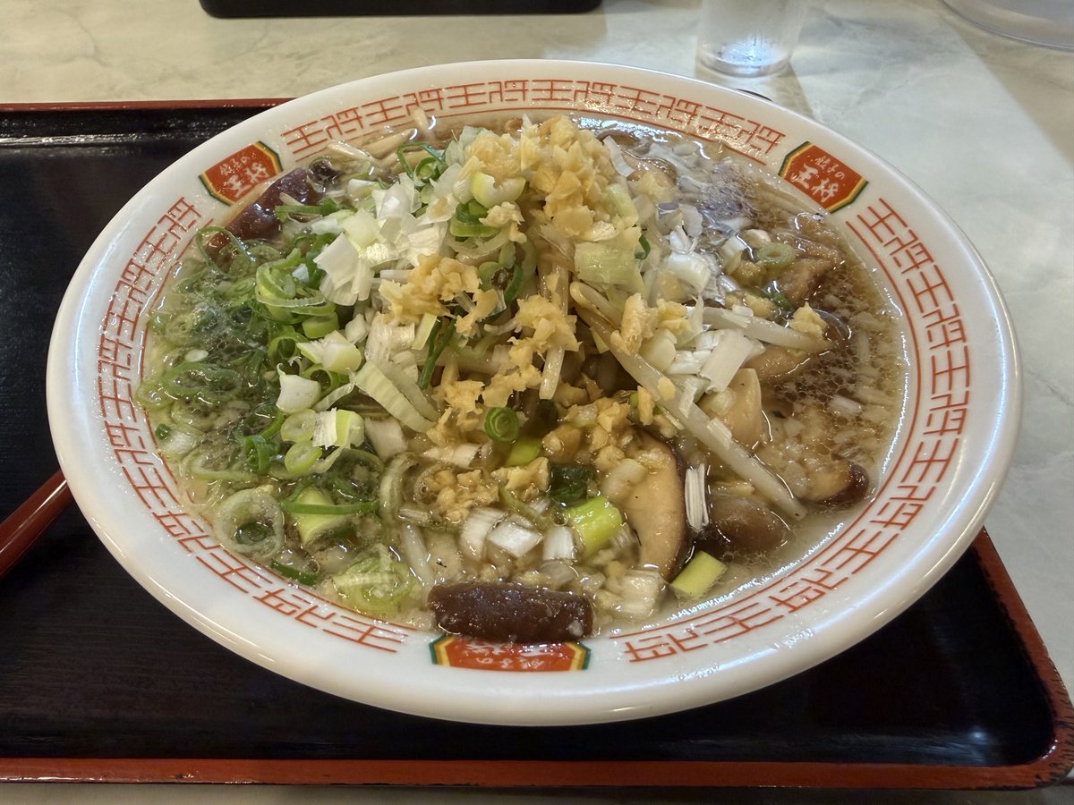 ko1122yama's tweet photo. 425  秋ラーメン
@餃子の王将 三重大前店 https://t.co/PkkMd18wvi