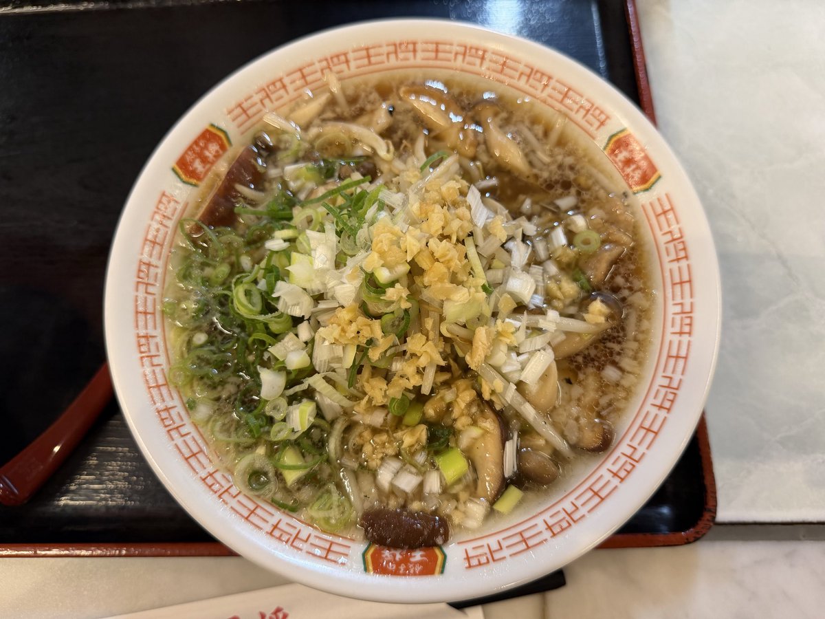 ko1122yama's tweet photo. 425  秋ラーメン
@餃子の王将 三重大前店 https://t.co/PkkMd18wvi