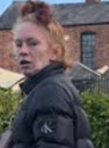 tiger26931's tweet photo. Do you recognise this female, strangling and punching her dog. Please take a look at this post and read the details on the link to report this female if you have any information to share or details of her current whereabouts.
https://t.co/hQaqvowmuA https://t.co/ORKMeshZ9C